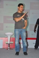 Aamir Khan snapped in a Pink Floyd T-shirt at Microsoft event in Trident, Mumbai on 30th March 2013 (25).JPG